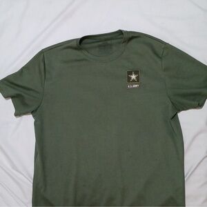US Army National Guard Performance Green Tee Size Medium
